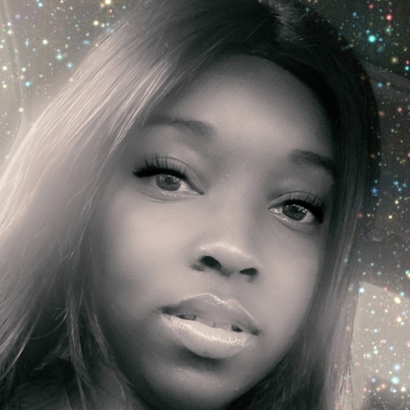 Meet your Posher, Brittany - Picture 1 of 1